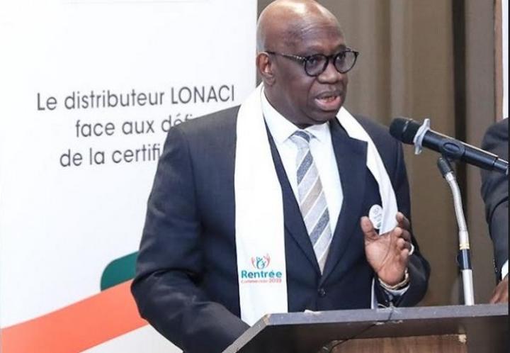Rentrée commerciale 2023 de la LONACI, le DG ouvre le séminaire interne de formation et de partage d'expériences et encourage ses collaborateurs à élargir le champ de la certificatio Rentrée commerciale 2023 de la LONACI, le DG ouvre le séminaire interne de formation et de partage d'expériences et encourage ses collaborateurs à élargir le champ de la certificatio