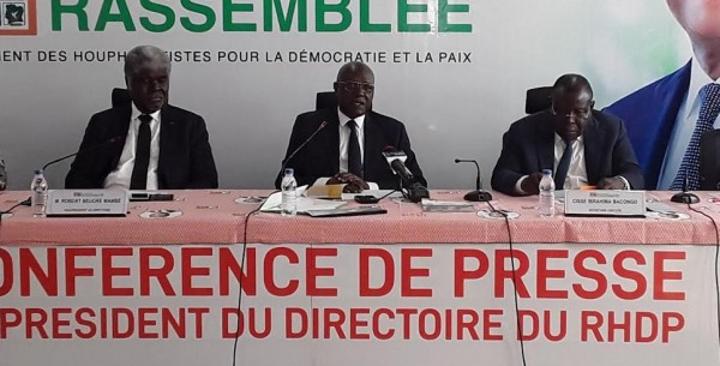 Le Directoire du RHDP annonce l'enrôlement de 432.623 militants sur la nouvelle plate-forme numérique et vise zéro candidature indépendante pour les élections locales Le Directoire du RHDP annonce l'enrôlement de 432.623 militants sur la nouvelle plate-forme numérique et vise zéro candidature indépendante pour les élections locales