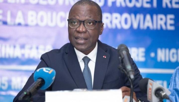 Amadou Koné à une réunion sur le projet « boucle ferroviaire »: « Seuls des engagements fermes et forts sont attendus » Amadou Koné à une réunion sur le projet « boucle ferroviaire »: « Seuls des engagements fermes et forts sont attendus »