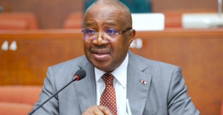 Sénat, Sansan Kambilé fait adopter à l'unanimité quatre projets de loi, dont celui relatif aux majeurs qui enregistre plusieurs innovations Sénat, Sansan Kambilé fait adopter à l'unanimité quatre projets de loi, dont celui relatif aux majeurs qui enregistre plusieurs innovations