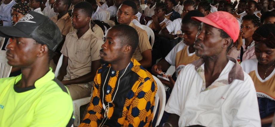 Un projet de prêt-location de manuels scolaires expliqué à Bangolo Un projet de prêt-location de manuels scolaires expliqué à Bangolo