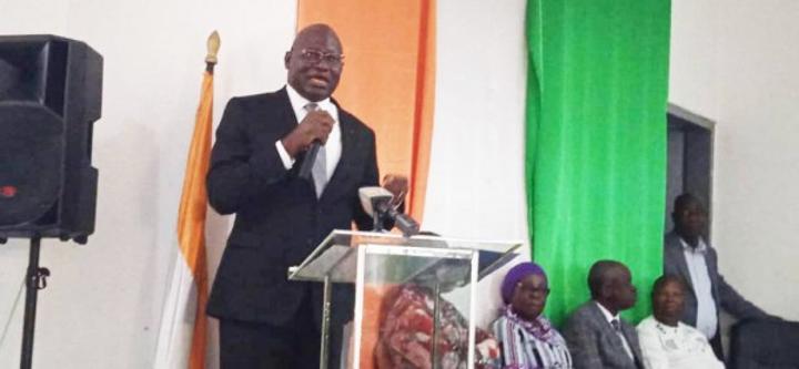 Municipales 2023 à Sakassou, Ahoutou voit sa candidature comme un tandem à celle d'Assahoré et situe les enjeux devant ses parents à Abidjan Municipales 2023 à Sakassou, Ahoutou voit sa candidature comme un tandem à celle d'Assahoré et situe les enjeux devant ses parents à Abidjan