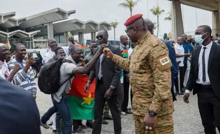 Afrique de l'Ouest: Migration - Un projet pour réduire l'injustice entre les ivoiriens et les burkinabè vivant en Côte d'Ivoire Afrique de l'Ouest: Migration - Un projet pour réduire l'injustice entre les ivoiriens et les burkinabè vivant en Côte d'Ivoire
