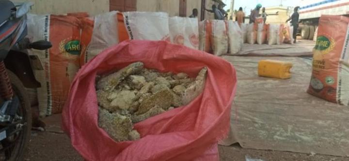 Boundiali, plus de 40 tonnes de riz en putréfaction en provenance d'Abidjan, saisies