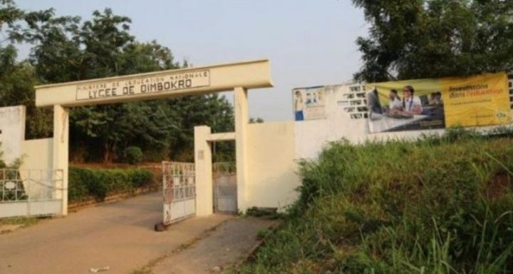 Elève tuée lors des congés anticipés au Lycée de Dimbokro en 2019, deux policiers condamnés par le Tribunal Militaire Elève tuée lors des congés anticipés au Lycée de Dimbokro en 2019, deux policiers condamnés par le Tribunal Militaire