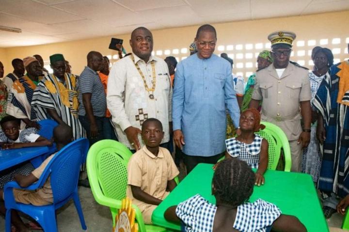 Kouto, Bruno Koné salue l'ouverture d'une cantine scolaire pour les 410 élèves de l'Ecole Primaire Publique Kamonon Kouto, Bruno Koné salue l'ouverture d'une cantine scolaire pour les 410 élèves de l'Ecole Primaire Publique Kamonon