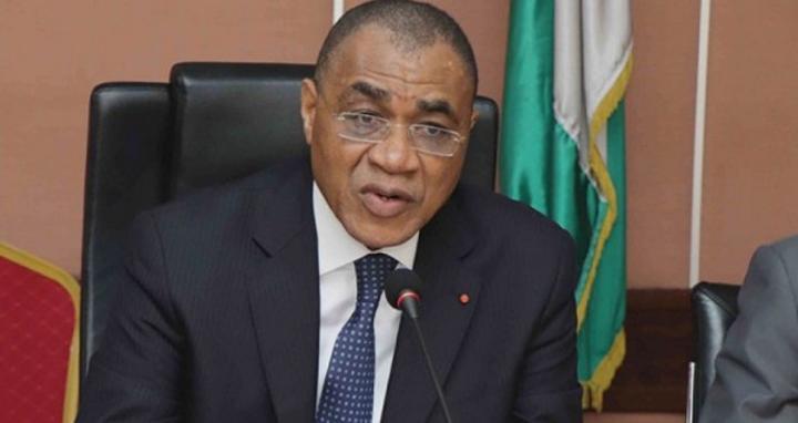 La BAD octroie une garantie partielle de crédit de 238 milliards de FCFA pour aider le pays à mobiliser des ressources sur le marché financier international La BAD octroie une garantie partielle de crédit de 238 milliards de FCFA pour aider le pays à mobiliser des ressources sur le marché financier international