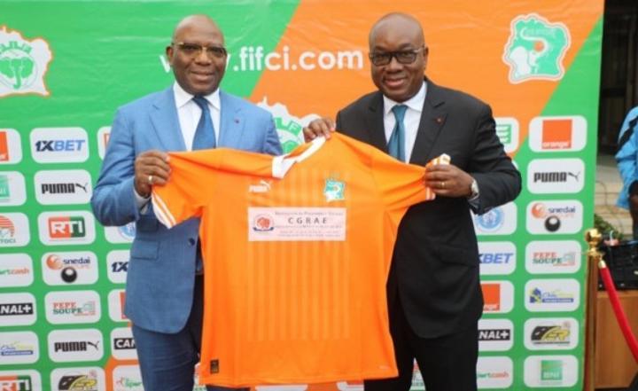 CAN 2023, la FIF lance l'opération : « Un Ivoirien, Un maillot », un match amical annoncé contre l'Afrique du Sud en octobre CAN 2023, la FIF lance l'opération : « Un Ivoirien, Un maillot », un match amical annoncé contre l'Afrique du Sud en octobre