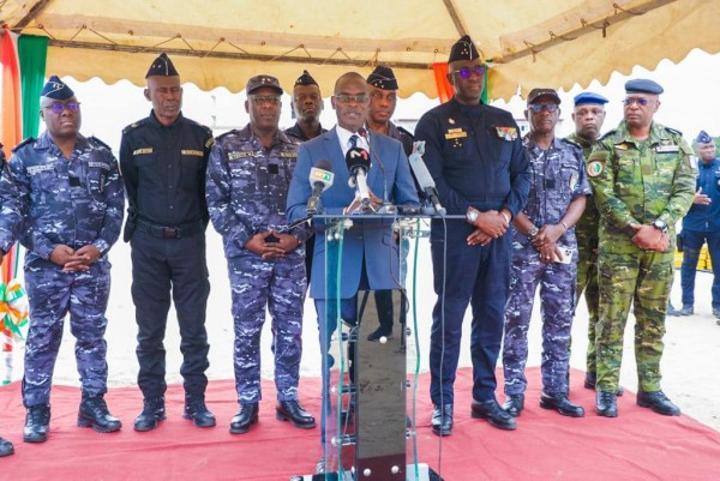Lancement de la 8è édition des Vacances Sécurisées par le Ministre Vagondo, 3500 hommes seront mobilisés par jour sur le territoire national Lancement de la 8è édition des Vacances Sécurisées par le Ministre Vagondo, 3500 hommes seront mobilisés par jour sur le territoire national