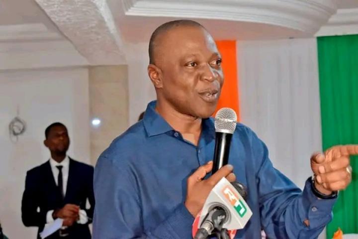 Bouaké, Amadou Koné lors du Prix Plume d'or Ivoire: « Les journalistes localiers font un travail remarquable parfois au risque de leur vie » Bouaké, Amadou Koné lors du Prix Plume d'or Ivoire: « Les journalistes localiers font un travail remarquable parfois au risque de leur vie »