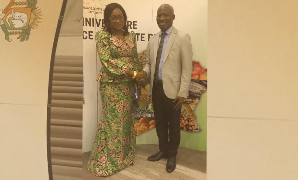 Côte d'Ivoire -Turquie : L'ambassadeur Khadidjata Touré félicite la CPU-PME-CI pour les excellents rapports initiés entre les hommes d'affaires des deux pays Côte d'Ivoire -Turquie : L'ambassadeur Khadidjata Touré félicite la CPU-PME-CI pour les excellents rapports initiés entre les hommes d'affaires des deux pays