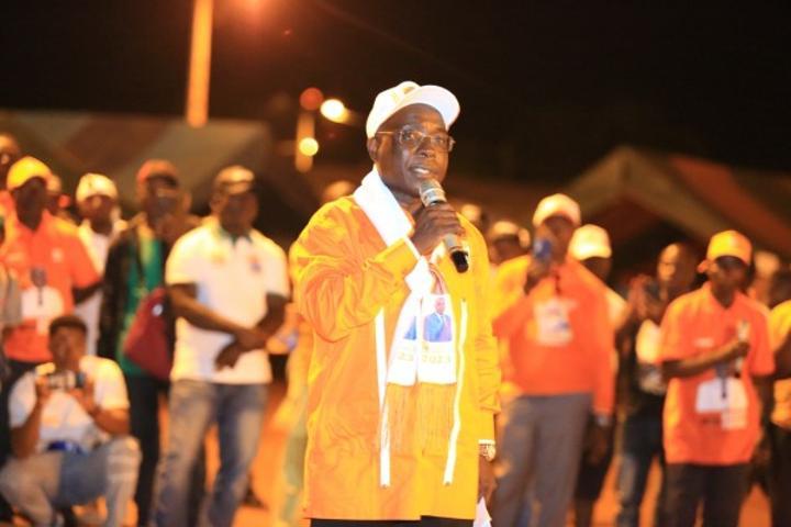 Worodougou, meeting de clôture, Bouaké Fofana : « Mon adversaire est expert en travaillement, et moi, expert dans le travail » Worodougou, meeting de clôture, Bouaké Fofana : « Mon adversaire est expert en travaillement, et moi, expert dans le travail »