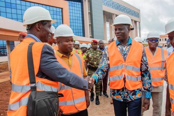 Université de Bondoukou, Adama Diawara annonce le début effectif des cours pour le 02 octobre 2023 avec 510 étudiants Université de Bondoukou, Adama Diawara annonce le début effectif des cours pour le 02 octobre 2023 avec 510 étudiants
