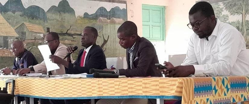 Le proviseur du lycée de Duékoué appelle ses collaborateurs à plus de professionnalisme durant la nouvelle année scolaire Le proviseur du lycée de Duékoué appelle ses collaborateurs à plus de professionnalisme durant la nouvelle année scolaire
