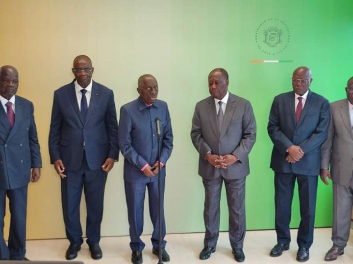 Président par intérim du PDCI-RDA, le Pr Philippe Cowppli-Bony s'est présenté officiellement à Ouattara et le remercie pour ses actions en faveur de la famille de Bédié Président par intérim du PDCI-RDA, le Pr Philippe Cowppli-Bony s'est présenté officiellement à Ouattara et le remercie pour ses actions en faveur de la famille de Bédié