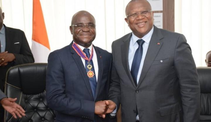 Ibrahim Kalil Konaté s'installe au ministère de la Transition numérique et de la Digitalisation, qui est-il ? Ibrahim Kalil Konaté s'installe au ministère de la Transition numérique et de la Digitalisation, qui est-il ?
