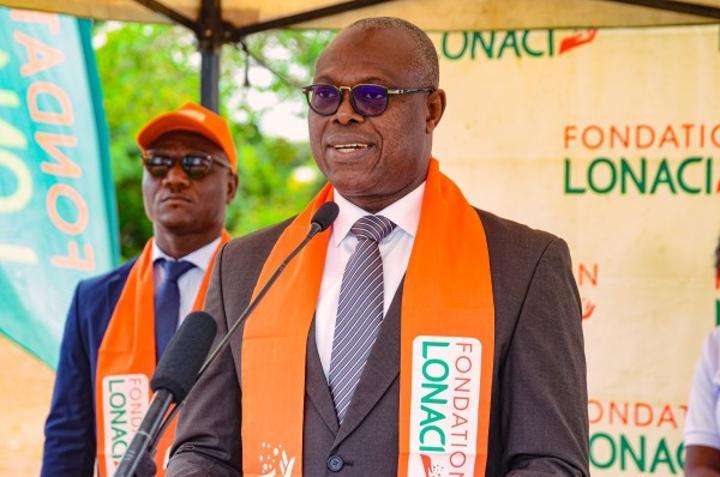 La Fondation Lonaci offre plusieurs infrastructures éducatives aux populations de Bouna, Koun-Fao et Dimbokro La Fondation Lonaci offre plusieurs infrastructures éducatives aux populations de Bouna, Koun-Fao et Dimbokro