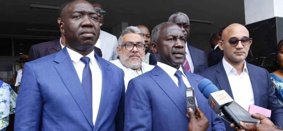 Le maire Adama Bictogo annonce la mise en place du conseil des chefs de communauté de Yopougon Le maire Adama Bictogo annonce la mise en place du conseil des chefs de communauté de Yopougon