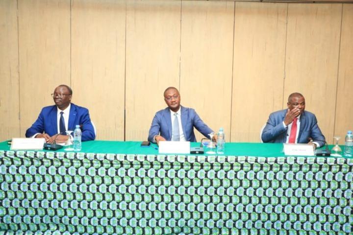 Amélioration de la gestion des entreprises publiques, Moussa Sanogo échange avec les experts comptables Amélioration de la gestion des entreprises publiques, Moussa Sanogo échange avec les experts comptables