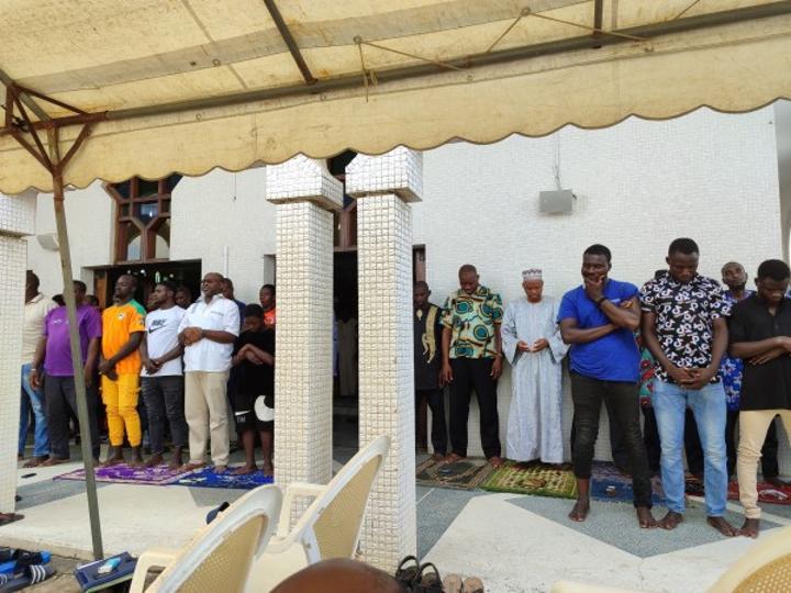 Sécurité Routière, le ministère des transports intensifie la sensibilisation dans les mosquées, l'imam de la grande mosquée de la Riviera Golf apporte sa contribution Sécurité Routière, le ministère des transports intensifie la sensibilisation dans les mosquées, l'imam de la grande mosquée de la Riviera Golf apporte sa contribution