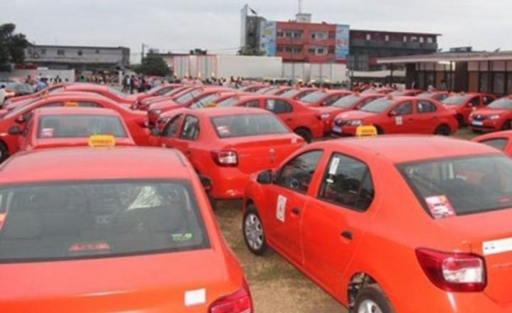 Le Ministre Mamadou Touré annonce un programme de 500 taxis-compteurs au profit de 1 000 jeunes en décembre Le Ministre Mamadou Touré annonce un programme de 500 taxis-compteurs au profit de 1 000 jeunes en décembre