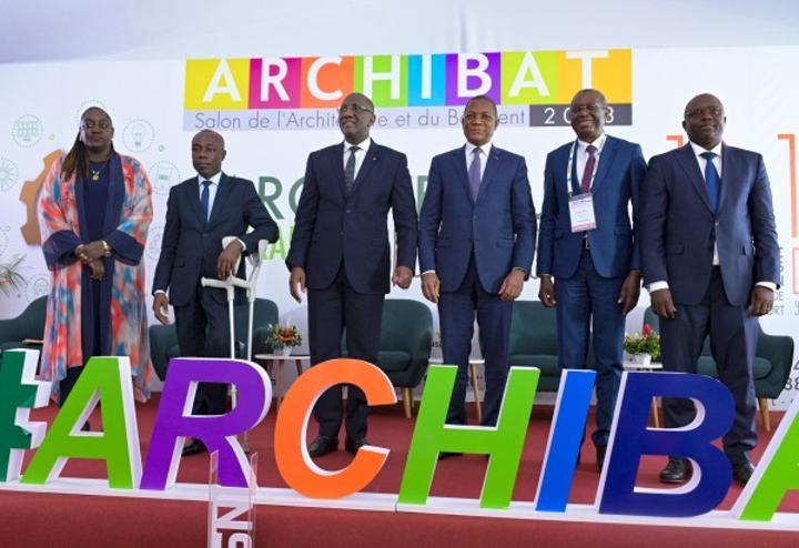 Archibat 2023, les experts locaux en bâtiment font montre de leurs compétences en matière de matériaux de construction Archibat 2023, les experts locaux en bâtiment font montre de leurs compétences en matière de matériaux de construction