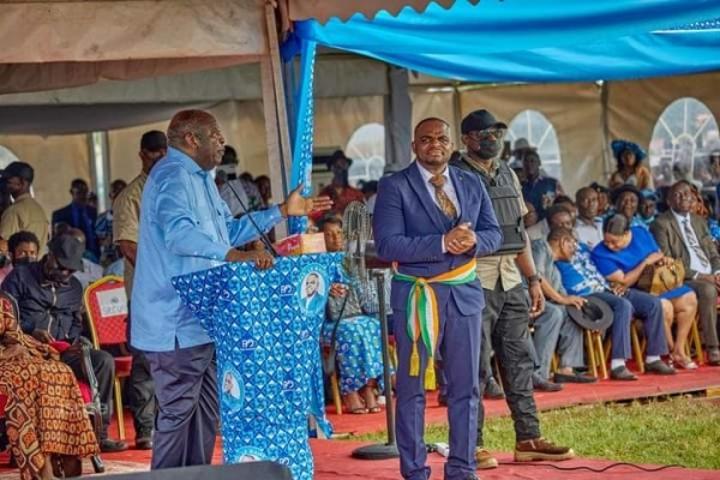 Annulation du congrès de la ligue des jeunes du PPA-CI, Gbagbo nomme Prince Dalli Arthur, maire de Lakota comme intérimaire, réactions partagées au sein du Parti Annulation du congrès de la ligue des jeunes du PPA-CI, Gbagbo nomme Prince Dalli Arthur, maire de Lakota comme intérimaire, réactions partagées au sein du Parti