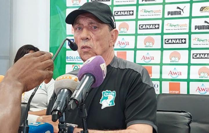 Gasset dévoile sa liste des 27 joueurs pour la CAN, la surprise Nicolas Pépé, Wilfried Zaha le grand absent Gasset dévoile sa liste des 27 joueurs pour la CAN, la surprise Nicolas Pépé, Wilfried Zaha le grand absent