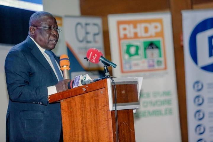 Congrès Mondial des jeunes Libéraux, Bacongo réaffirme l'engagement de la Côte d'Ivoire envers les principes du libéralisme Congrès Mondial des jeunes Libéraux, Bacongo réaffirme l'engagement de la Côte d'Ivoire envers les principes du libéralisme