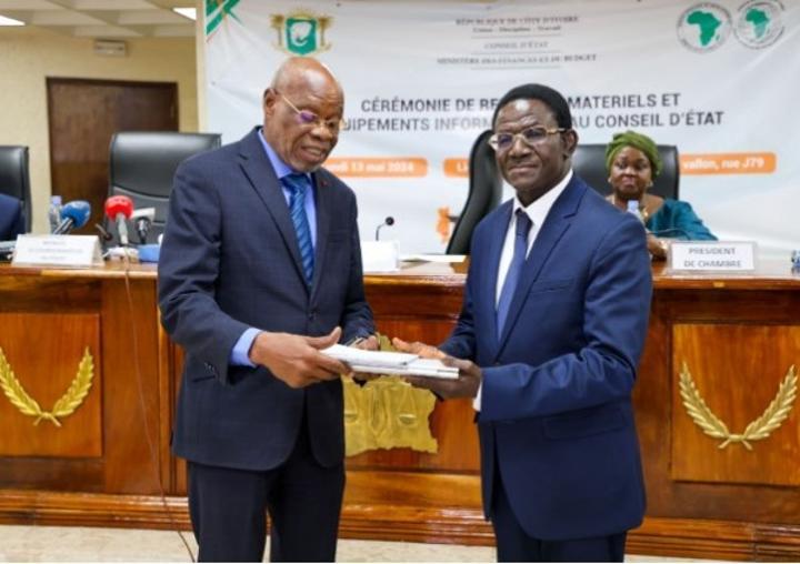 Modernisation de l'Administration Publique, le Ministère des Finances et du Budget équipe le Conseil d'Etat de matériels Modernisation de l'Administration Publique, le Ministère des Finances et du Budget équipe le Conseil d'Etat de matériels