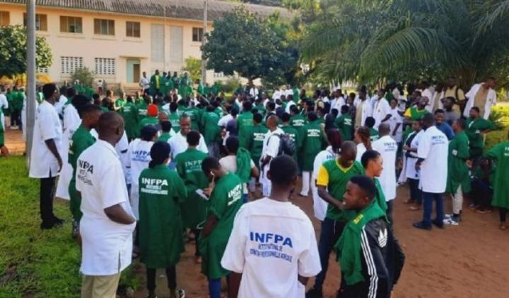 Rencontre avec le Ministre Adjoumani, vers la réouverture des écoles de l'INFPA après un mois de fermeture Rencontre avec le Ministre Adjoumani, vers la réouverture des écoles de l'INFPA après un mois de fermeture