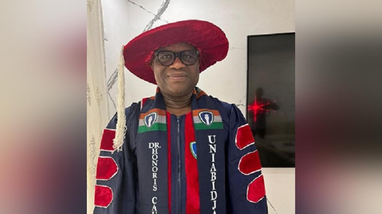 Touré Ahmed Bouah distingué Docteur Honoris Causa en gestion des affaires et du développement durable Touré Ahmed Bouah distingué Docteur Honoris Causa en gestion des affaires et du développement durable