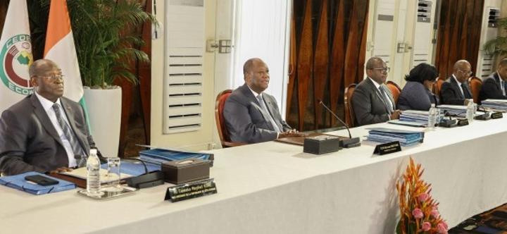 Annexe du Communiqué du Conseil des Ministres du mercredi 12 juin 2024 relatif aux projets de nominations et des projets d'organigrammes des départements ministériels Annexe du Communiqué du Conseil des Ministres du mercredi 12 juin 2024 relatif aux projets de nominations et des projets d'organigrammes des départements ministériels