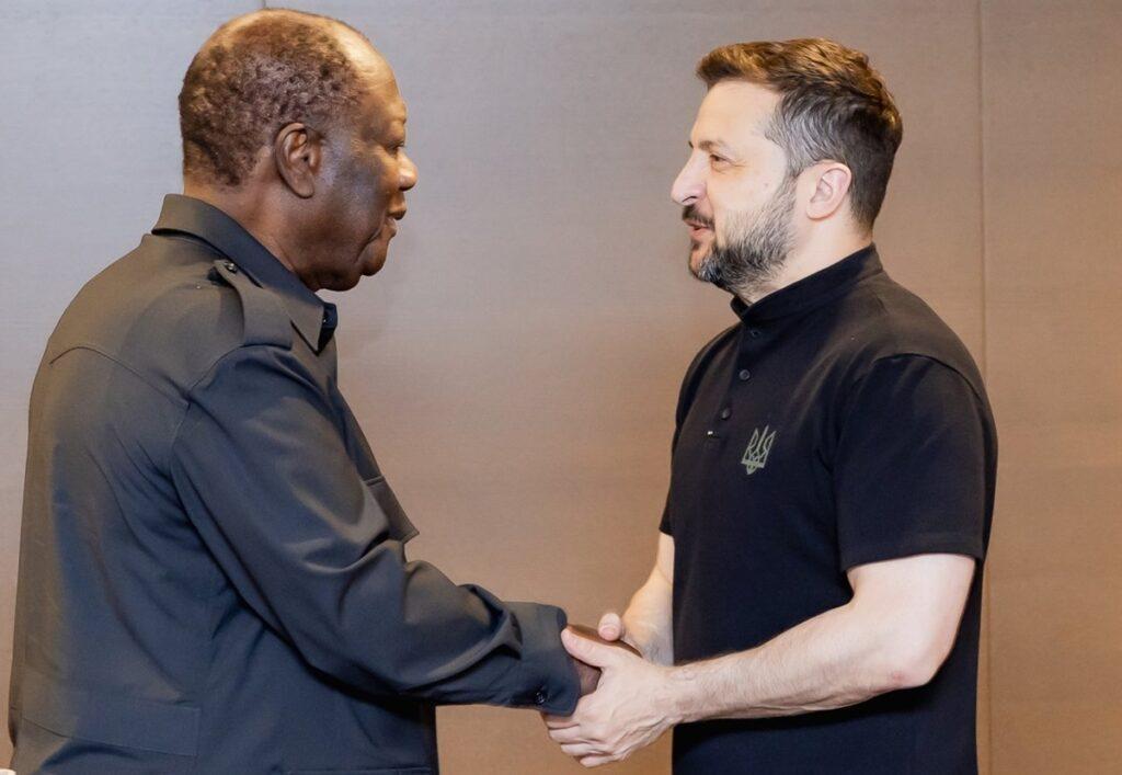 Sommet sur l’Ukraine pour la paix : Alassane Ouattara a reçu en audience Volodymyr Zelensky en Suisse Sommet sur l’Ukraine pour la paix : Alassane Ouattara a reçu en audience Volodymyr Zelensky en Suisse