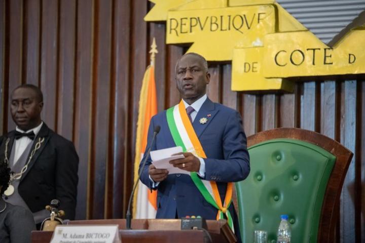 Dégâts survenus lors des pluies diluviennes, Adama Bictogo veut des explications sur les inondations et éboulements de terrains dans le district d'Abidjan Dégâts survenus lors des pluies diluviennes, Adama Bictogo veut des explications sur les inondations et éboulements de terrains dans le district d'Abidjan