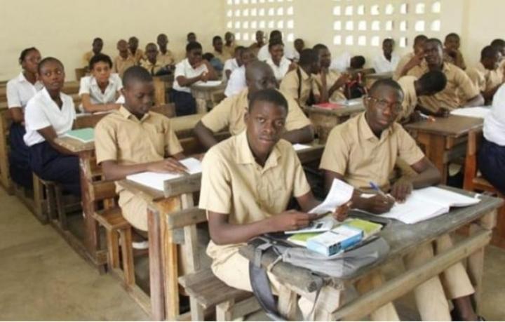 Vers l'intégration de la charte africaine de la démocratie, des élections et de la bonne gouvernance dans les programmes scolaires en Afrique ? Vers l'intégration de la charte africaine de la démocratie, des élections et de la bonne gouvernance dans les programmes scolaires en Afrique ?