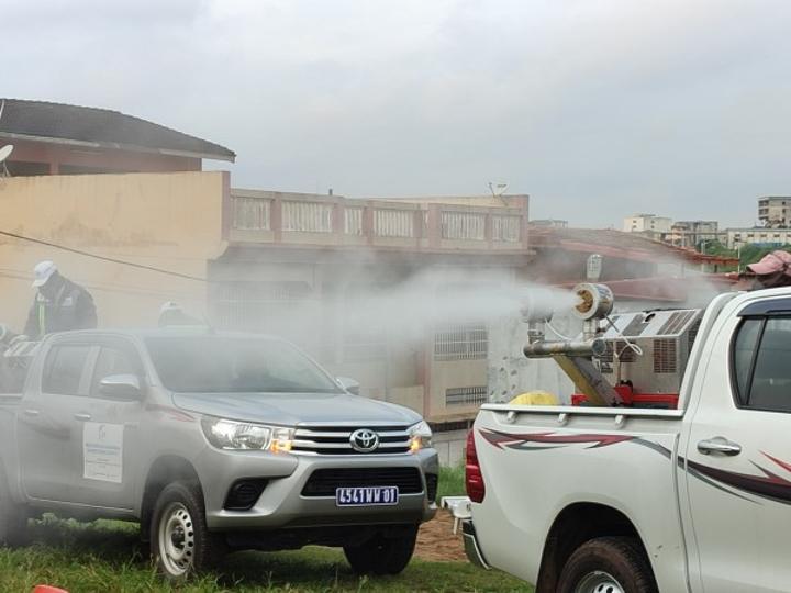 Face à la résurgence de la dengue, une campagne de démoustication lancée à Abidjan et à l'intérieur du pays, annonce du traitement gratuit des cas Face à la résurgence de la dengue, une campagne de démoustication lancée à Abidjan et à l'intérieur du pays, annonce du traitement gratuit des cas