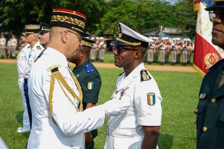 Côte d'Ivoire-France : 14 juillet à Abidjan, le commandant des Forces Françaises exprime sa reconnaissance aux combattants africains qui ont contribué à la libération de son pays Côte d'Ivoire-France : 14 juillet à Abidjan, le commandant des Forces Françaises exprime sa reconnaissance aux combattants africains qui ont contribué à la libération de son pays