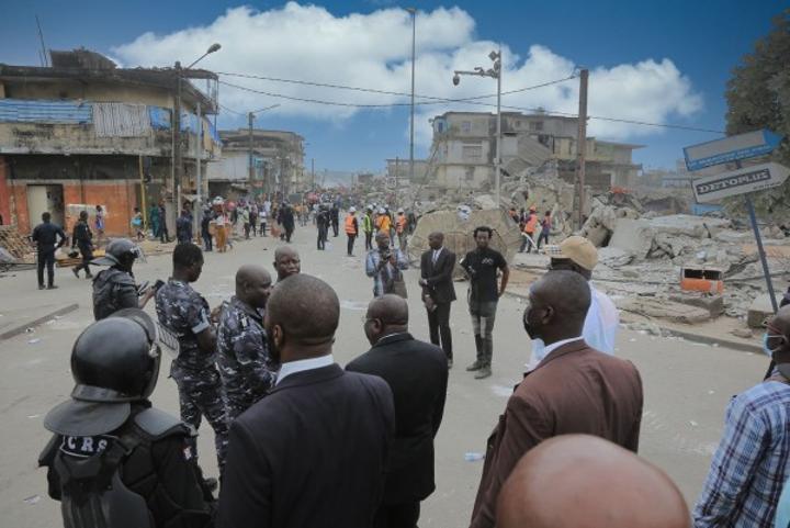 Libération des emprises d'accès au 4ème pont (section Mairie d'Adjamé-GSPM Indénié), Bacongo encourage les populations à apporter leur soutien aux actions de développement Libération des emprises d'accès au 4ème pont (section Mairie d'Adjamé-GSPM Indénié), Bacongo encourage les populations à apporter leur soutien aux actions de développement