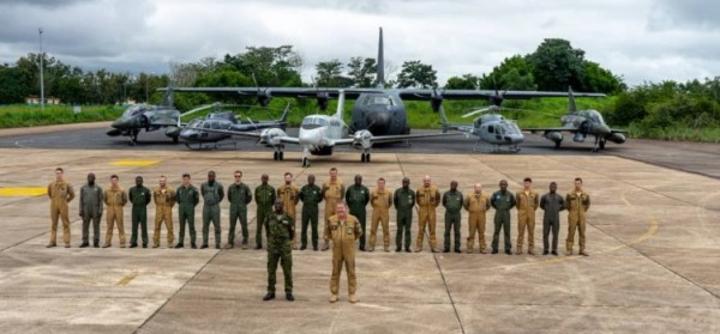 L'exercice militaire aérien conjoint FACI et Armée Française visait essentiellement à s'assurer de la conformité de la Base Aérienne de Bouaké à son contrat opérationnel L'exercice militaire aérien conjoint FACI et Armée Française visait essentiellement à s'assurer de la conformité de la Base Aérienne de Bouaké à son contrat opérationnel