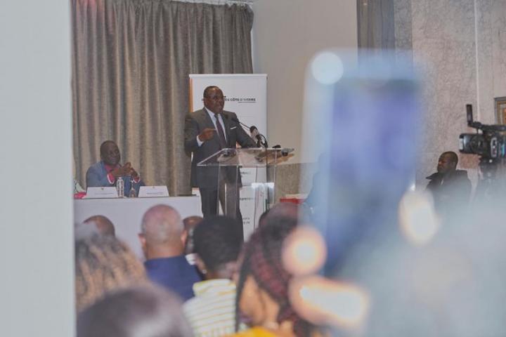 La réinscription de Gbagbo sur la liste électorale se déporte à Paris, Kuibiert : «Quel est votre droit légitime à critiquer, à revendiquer si vous n'êtes pas électeur ? » La réinscription de Gbagbo sur la liste électorale se déporte à Paris, Kuibiert : «Quel est votre droit légitime à critiquer, à revendiquer si vous n'êtes pas électeur ? »