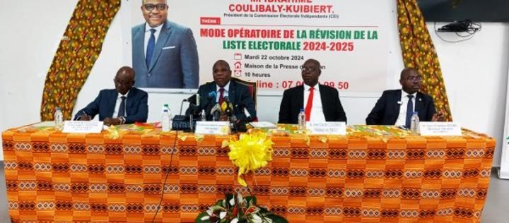 Révision de la liste électorale, Coulibaly Kuibiert révèle : « Après 48 h, nous avons reçu 65 876 requérants, plus de 5 000 lieux n'en ont reçu aucun » Révision de la liste électorale, Coulibaly Kuibiert révèle : « Après 48 h, nous avons reçu 65 876 requérants, plus de 5 000 lieux n'en ont reçu aucun »