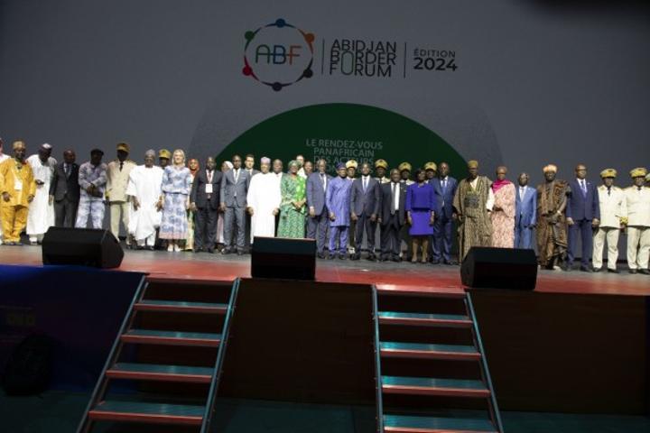 2è édition de Abidjan Border Forum, les acteurs posent les bases d'une collaboration renforcée pour une meilleure gestion des ressources naturelles aux frontières africaines 2è édition de Abidjan Border Forum, les acteurs posent les bases d'une collaboration renforcée pour une meilleure gestion des ressources naturelles aux frontières africaines