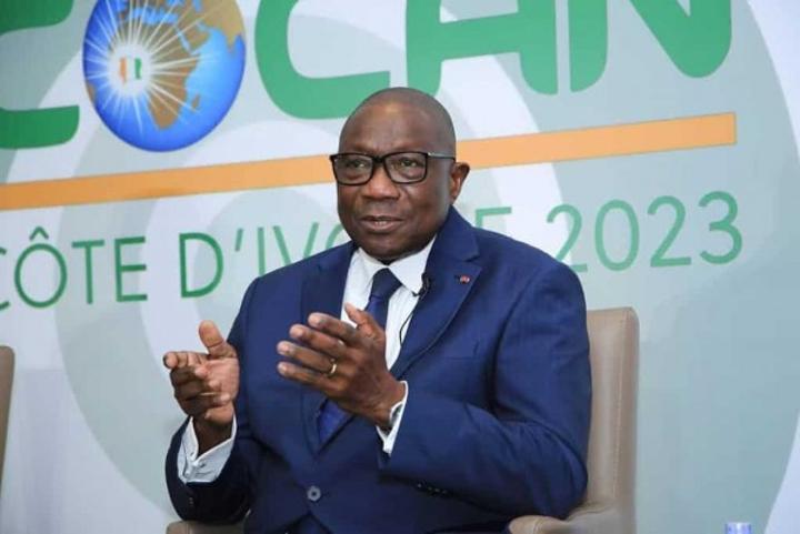 Huit mois après la CAN 2023, les prestataires toujours dans l'attente de leur paiement ? Amichia interpellé Huit mois après la CAN 2023, les prestataires toujours dans l'attente de leur paiement ? Amichia interpellé