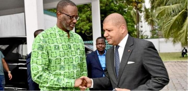 PDCI-RDA, Billon a-t-il démissionné de son poste de secrétaire exécutif ou limogé ? La « guerre » désormais déclarée avec Thiam PDCI-RDA, Billon a-t-il démissionné de son poste de secrétaire exécutif ou limogé ? La « guerre » désormais déclarée avec Thiam