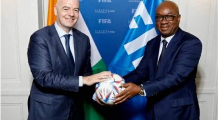 Idriss Diallo candidat au Conseil de la FIFA : « Avec l'expérience et les succès accumulés, je suis prêt à apporter ma contribution sur la scène mondiale » Idriss Diallo candidat au Conseil de la FIFA : « Avec l'expérience et les succès accumulés, je suis prêt à apporter ma contribution sur la scène mondiale »