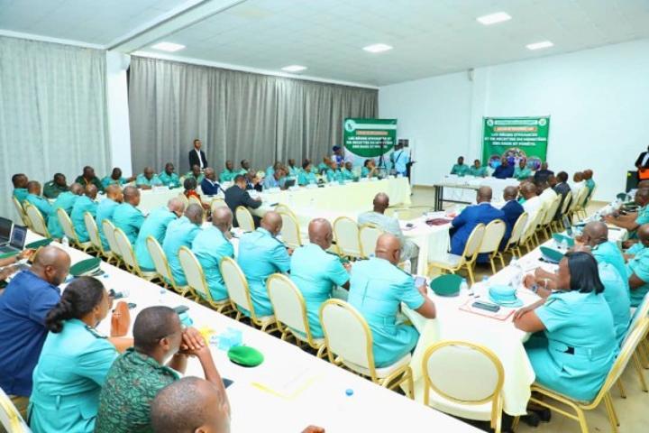 Le ministère des Eaux et Forêts met en mission ses collaborateurs pour la redynamisation des régies financières Le ministère des Eaux et Forêts met en mission ses collaborateurs pour la redynamisation des régies financières