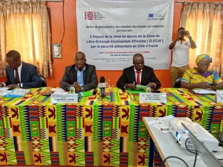 ZLECAf, des experts appellent à des ajustements stratégiques pour maximiser les bénéfices afin de surmonter les obstacles potentiels ZLECAf, des experts appellent à des ajustements stratégiques pour maximiser les bénéfices afin de surmonter les obstacles potentiels
