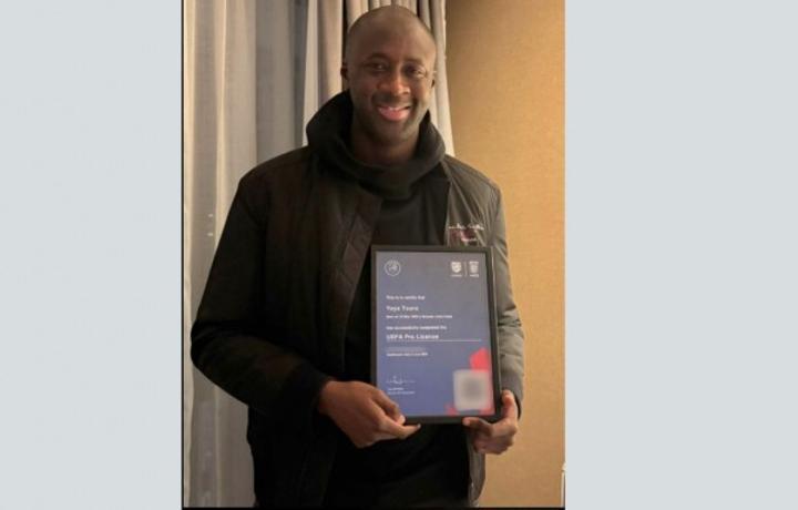 Yaya Touré obtient sa licence professionnelle de l'UEFA et peut voir désormais grand pour sa reconversion Yaya Touré obtient sa licence professionnelle de l'UEFA et peut voir désormais grand pour sa reconversion