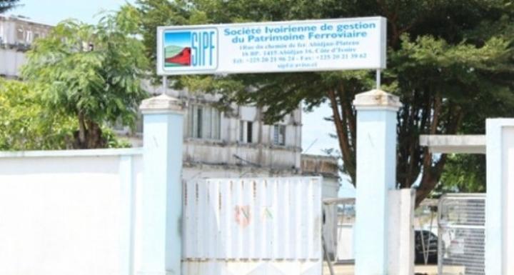 Nouvelle année, les travailleurs de la SIPF entre doute et espoir, les Ministres Amadou Koné et Moussa Sanogo interpellés, voici leurs revendications Nouvelle année, les travailleurs de la SIPF entre doute et espoir, les Ministres Amadou Koné et Moussa Sanogo interpellés, voici leurs revendications